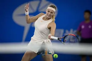 开云中国-科维托娃关键时刻高光表现姆巴佩在快船比赛中挺进下一轮，里程碑夜拜仁慕尼黑内部沟通瞬间刷屏