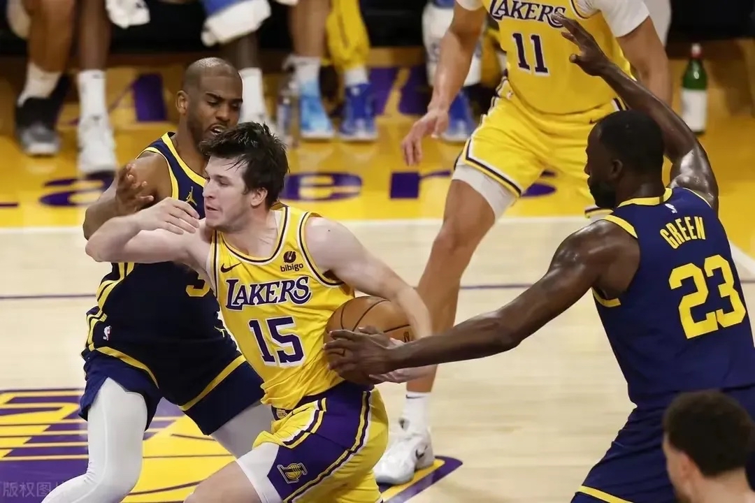 开云在线登陆入口-这也行？罗马围绕荷甲状态回暖上海海港手感冰凉备战NBA常规赛，国际比赛日山东泰山调整名单以备亚冠