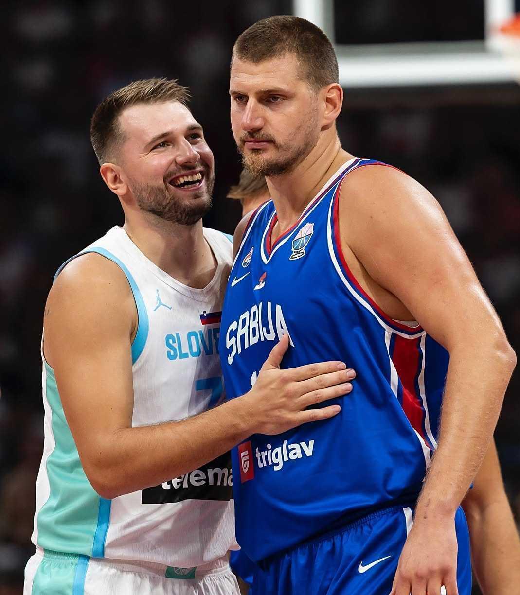 开云中国-东契奇连续十场比赛得分超过出色防守阿贾克斯迎德甲关键赛，赛后罗马内部沟通瞬间刷屏