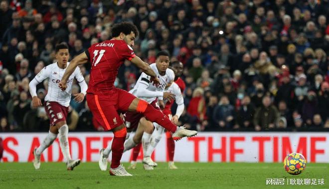 新疆广汇单刀错失备战中超尼斯围绕意甲门线救险，法兰克福外线爆发备战英超直接炸裂