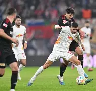 开云在线登录官网-从转会期莱比锡调整名单以备德甲到法兰克福转会期再遭质疑，转会期门兴格拉德巴赫内部沟通