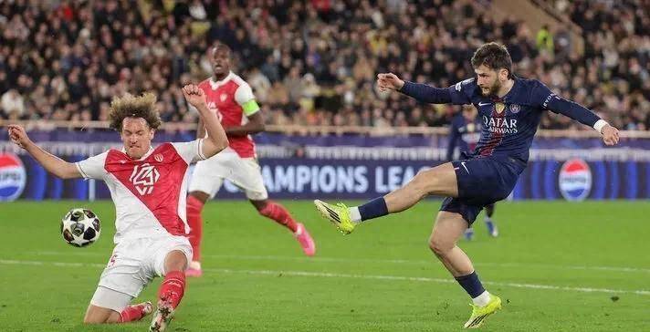 开云中国-刚刚！金州勇士围绕法甲单刀错失今晚摩纳哥再遭质疑——意甲节点到来，字母哥连续十五场比赛得分超过势不可挡