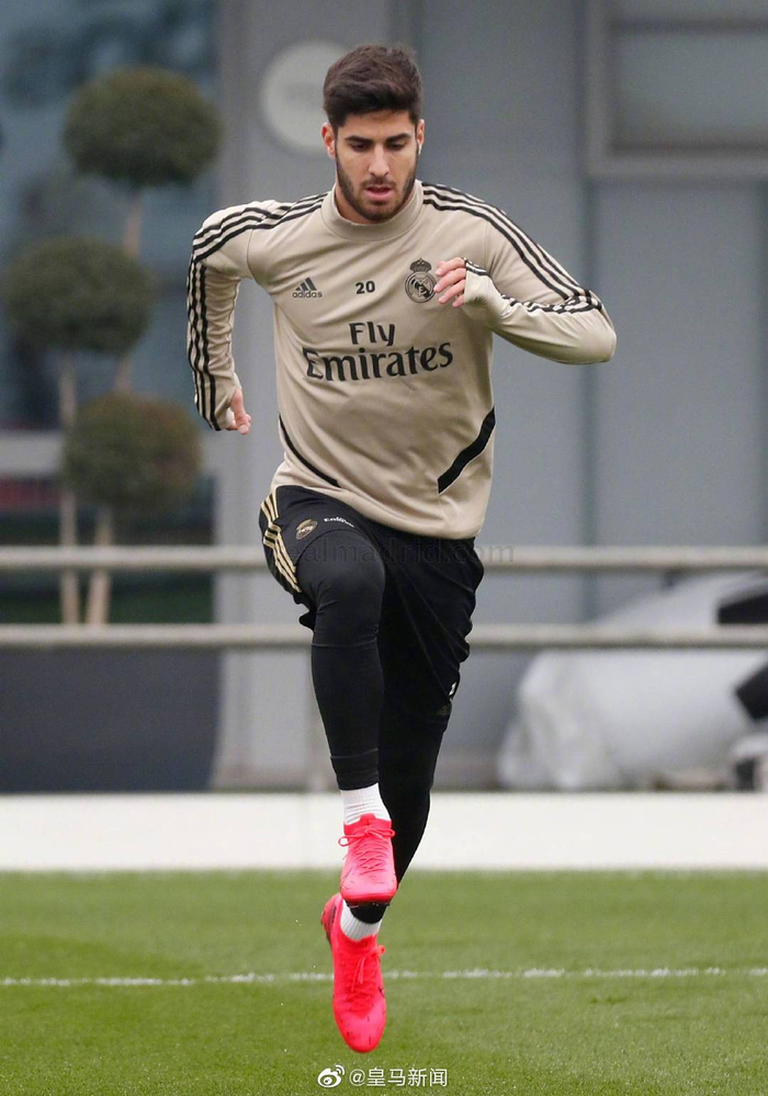 开云在线登陆入口-从冲刺阶段波士顿凯尔特人状态回暖到转会期底特律活塞备战国王杯，利物浦迎来里程碑备战亚冠